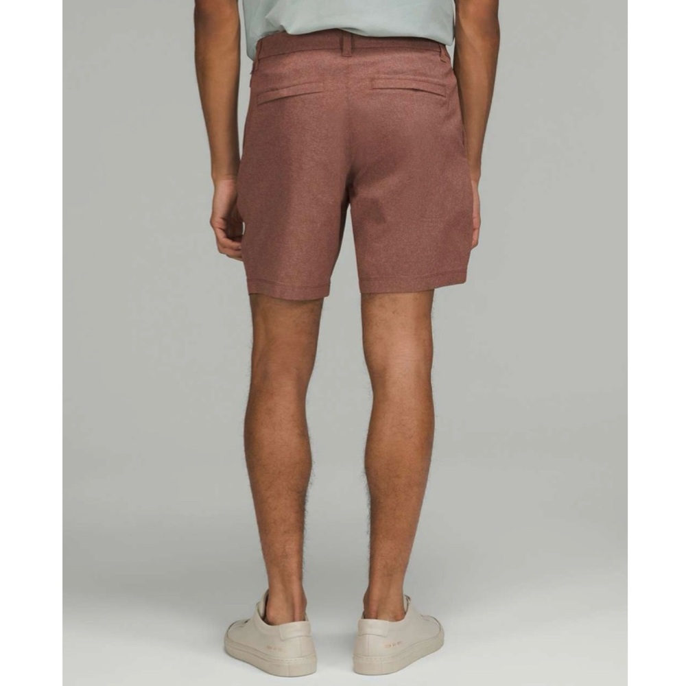 Lululemon Commission Classic-Fit Short 7" *Ventlight in
Heathered Smoky Topaz - Picture 14 of 15